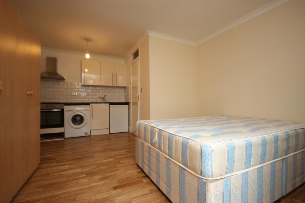 Norbroke Street, East Acton, London, W12 0QU