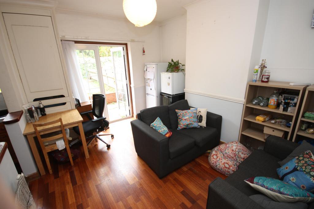 Fitzneal Street, East Acton, London, W12 0BB