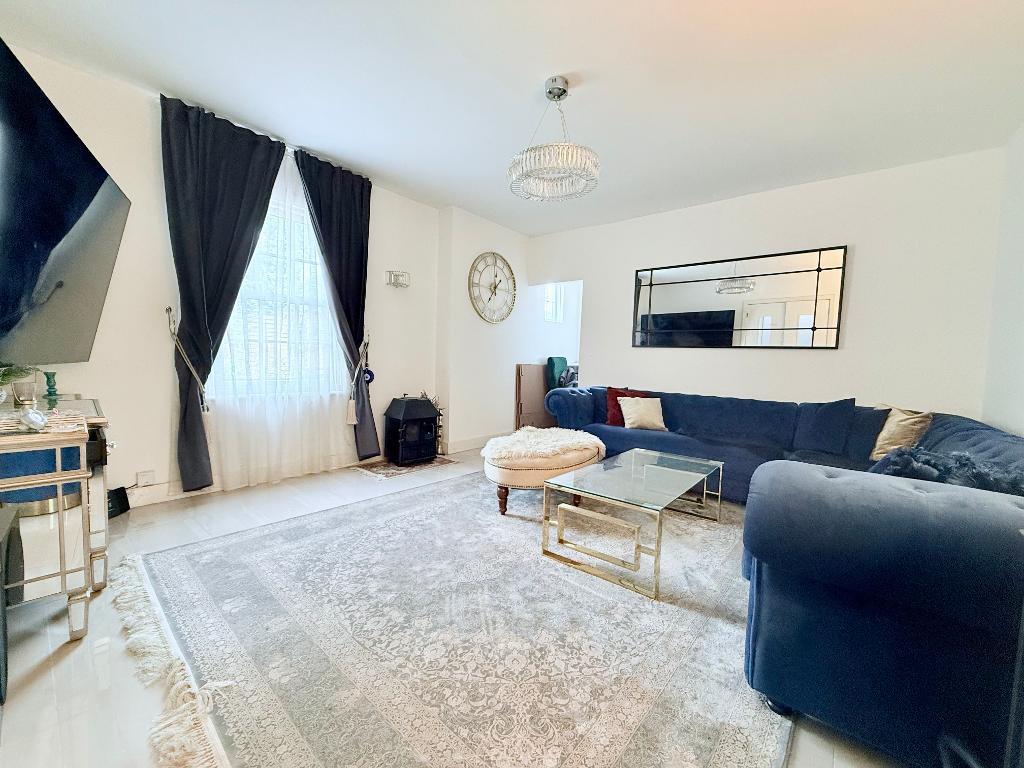 Wulfstan Street, East Acton, London, W12 0AB