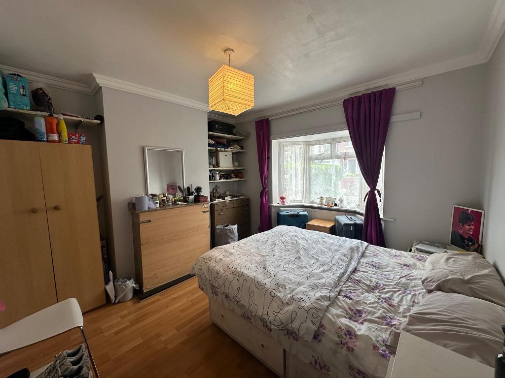 Carlisle Avenue, East Acton, London, W3 7NL