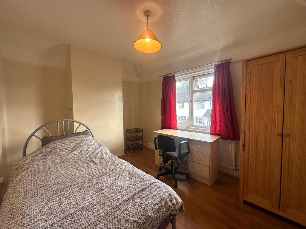 Begonia Walk, London, W12 0BE